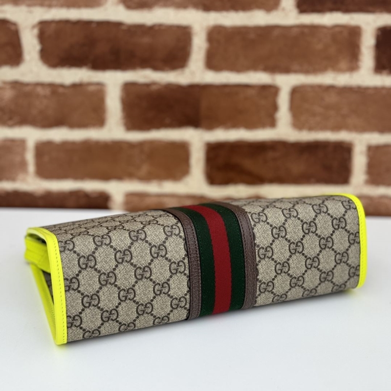 Gucci Clutch Bags